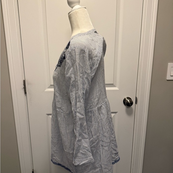 Striped Embroidered Women's cotton Top - Picture 2 of 5